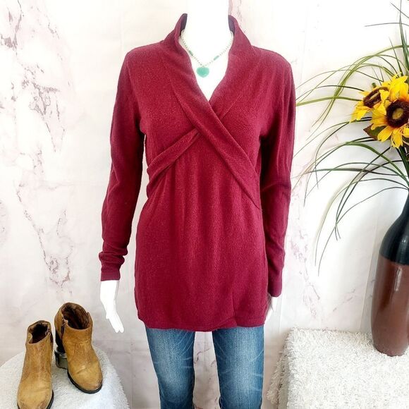 Women's V-Neck Sweater - Burgundy - Picture 3 of 7